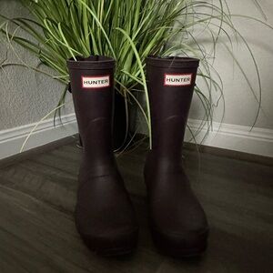 Hunter Plum Rain Boots